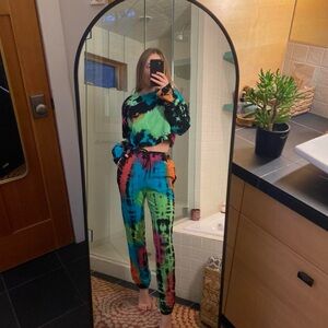 Like NEW Tie Dye Sweat Set